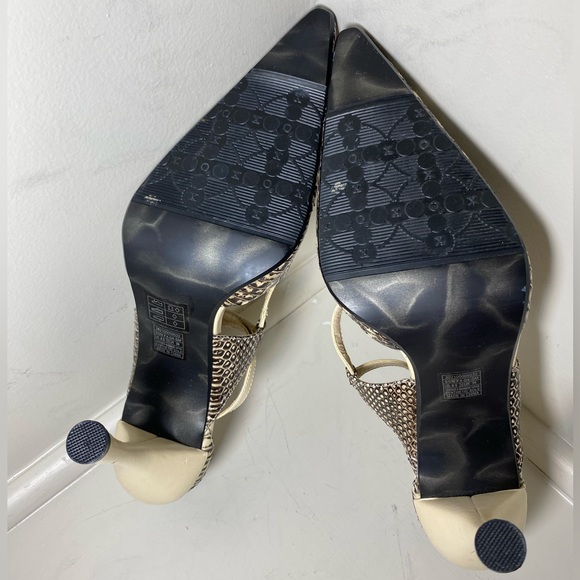 Vintage XOXO snakeskin heels - Picture 4 of 7